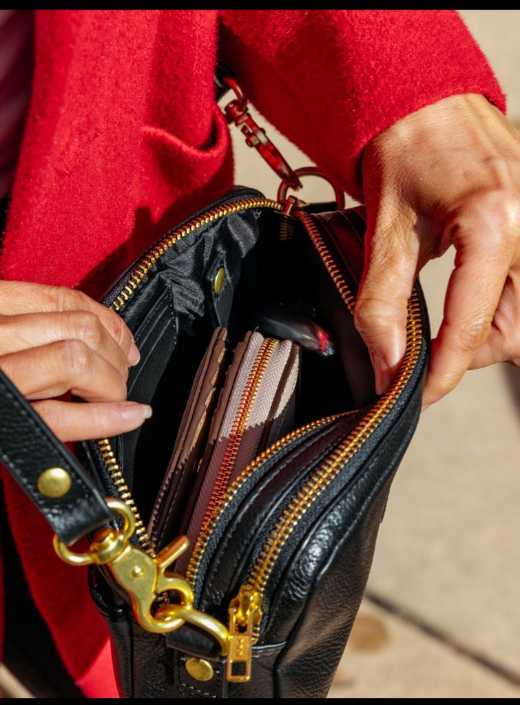 Maya TreatPurse™ - Black Leather